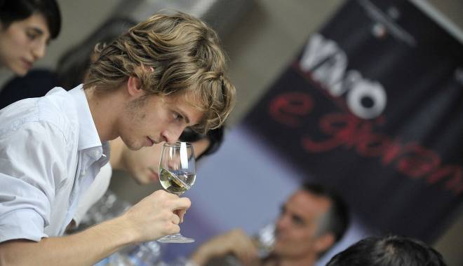 The Vicoli del vino for the wine and food culture with "Wine and Young People" by Italian Enoteca