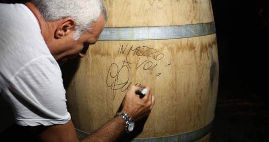 Bolgheri: autographed barrels auctioned for charity
