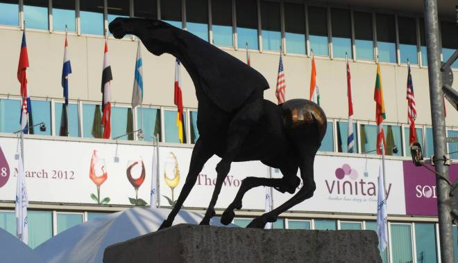 VINITALY 2014: more and more international and Sold out for exhibitors