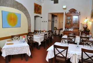 Osteria Delle Mura