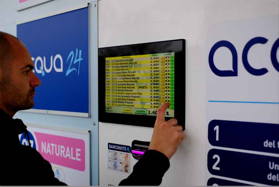 Active 24 hours a day every day of the week, it is able to dispense 2 packs in about 20 seconds.