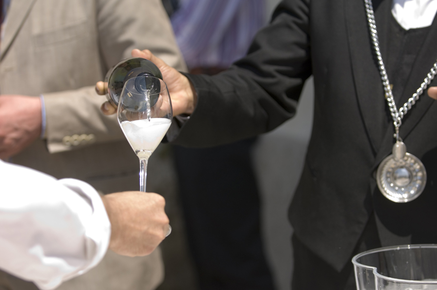 AIS – Associazione Italiana Sommelier Veneto launches new courses for aspiring Sommeliers, offering a training cycle that, through three distinct levels, explores all the fundamental aspects of the profession.