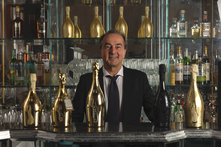 CONCLAVE: EXPERT ADVICE, 'DRINKING LIGHT AND TASTY WINES TO ACCOMPANI MEALS, PROMOTE DIALOGUE'
